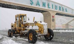 Büyükşehir Belediyesi 235 ekiple karla mücadeleyi sürdürdü