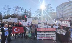 Çorlu'da işçilerinden hak arayışı eylemi