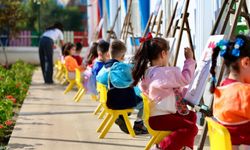 Didim'de kreş öğrencilerinden resim etkinliği