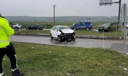 Edirne'de otomobiller çarpıştı: 7 yaralı