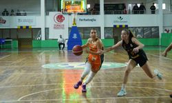 Edremit Belediyesi Gürespor evinde kazandı, liderliğini sürdürdü