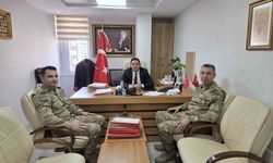 Ergani Sulh Ceza Hakimi Tosunoğlu, tabur ve ilçe jandarma komutanını ağırladı