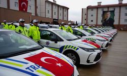 Erzincan'da güvenlik güçlerine 122 yeni araç teslim edildi