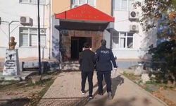 Erzin'de evinde ruhsatsız silah ve mermi ile yakalanan şahıs tutuklandı