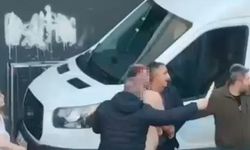 Esenyurt'ta park yeri kavgasında bıçaklar konuştu; o anlar kamerada