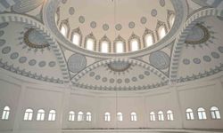 Esenyurt'ta yarım kalan ibadethaneler tamamlanıyor