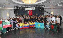 Eskişehir'de 55 ülkeden öğrenci kahvaltı programında buluştu