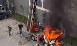 Ev taşıma kabusa döndü... Vinç alev aldı, vatandaşlar damacanayla söndürmeye çalıştı