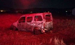 Garajdaki araç ve evde çıkan yangın korkuttu