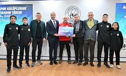 Gaziosmanpaşa Belediyesinden spor kulüplerine 2 buçuk milyon liralık nakdi destek