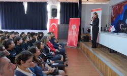 Hatay'da öğrencilere dezenformasyonla mücadele farkındalık eğitimi verildi