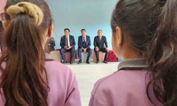 İlkokul, ortaokul ve lise düzeyindeki bütün okullarda ilk dersin ilk 20 dakikası kitap okuma saati