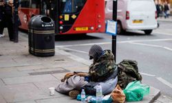 İngiltere'de 380 binden fazla kişi evsiz