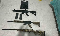 İstanbul merkezli DEAŞ operasyonunda kılıç, pala, kasatura ele geçirildi