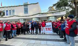 İzmir Büyükşehir işçilerinin eylemi beşinci gününde