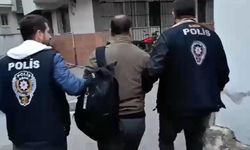 İzmir'de siber operasyonu: 4 firari dolandırıcı yakalandı