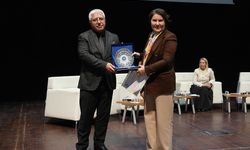 'Kadın Liderliği ve Anadolu'nun Geleceği' Uşak Üniversitesi'nde ele alındı