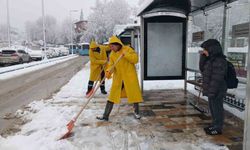 Kahramanmaraş'ta yaya yolları temizleniyor