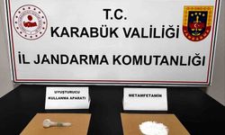 Karabük'te 70 adet sentetik ecza hap ele geçirildi