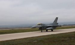 Karadeniz semalarında Türk Hava Kuvvetleri'nden eğitim uçuşu