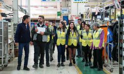 Karsan'dan meslek liselerindeki kız öğrencileri iş hayatına hazırlayacak hamle