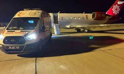 Kars'ta ambulans uçak 44 günlük bebek için havalandı