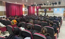 Kars'ta öğrencilere polislik mesleği anlatıldı