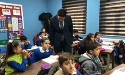 Kaymakam Fatih Erdoğan'dan köy okullarına ziyaret