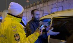 Kazalı araçla ilerledi, alkol testini reddetti