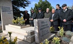 Kırşehir'de Muharrem Ertaş kabri Başında Anıldı
