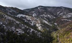 Kızılcahamam'da kar yağışı etkili oldu: Soğuksu Milli Parkı'nda kartpostallık manzaralar oluştu