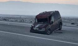 Konya'da hafif ticari araç takla attı: 1 yaralı