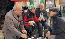 Kunduracı ile Avustralyalı turistin yöresel 'annouv' imtihanı