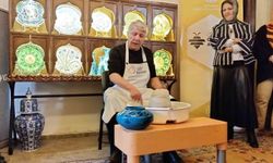 Kütahya'da 'Kadim Kültür: Çinicilik' başlıklı etkinlik düzenlendi