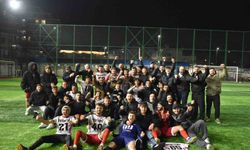 Major Futbol Ligi'nde Ovalıbağ FK şampiyon oldu