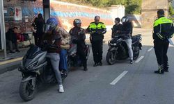 Manavgat'ta motosikletlilerin kask ve eldiven kullanım oranı yüzde 90
