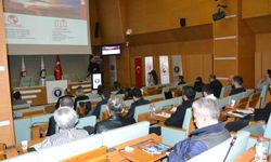 Manisa'da firmalara e-ihracatla küresel pazarlara açılma anlatıldı