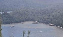 Marmaris'te 3 tekne karaya oturdu