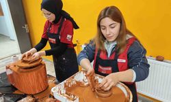 Muğla'da gençler seramik atölyesinde hünerlerini sergiledi