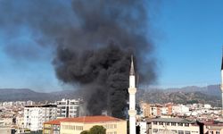 Nazilli'de eski kütüphane binasında yangın