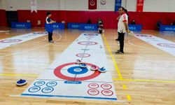 Niğde'de Okul Sporları Floor Curling Müsabakaları tamamlandı