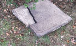 Niksar'da kayıp tarihi Cin Camii kitabesi bulundu