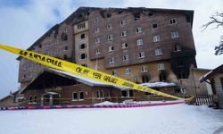 Otel yangını davasında 9 bakanlık personeli hakkında yurt dışı çıkış yasağı getirildi