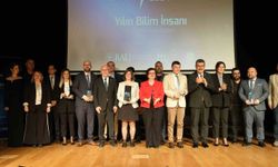 Rektör Savaş, 2024 Genç Bilim İnsanı Ödülleri programına katıldı