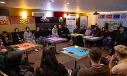 Rize'de gençlerin sosyal medya bağımlılığı araştırılıyor