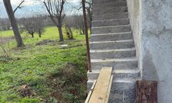 Sakarya'da merdivenden düşen şahıs yaralandı