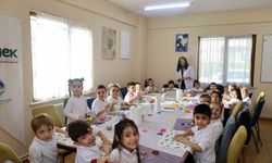 SAMEK atölyelerinde minikler seramikle, gençler tezhiple tanıştı