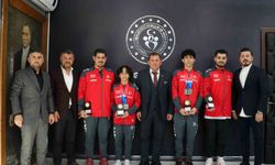 Şampiyon cimnastikçilerden Kabakcı'ya ziyaret