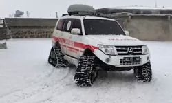 Şanlıurfa'da hastalar paletli ambulanslarla hastaneye ulaştırıldı