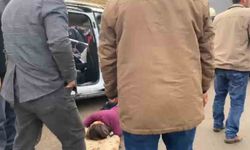 Şanlıurfa'da kamyonet ile hafif ticari araç çarpıştı: 2'si çocuk 4 yaralı